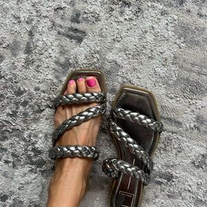 Dolce Vita metallic sandals